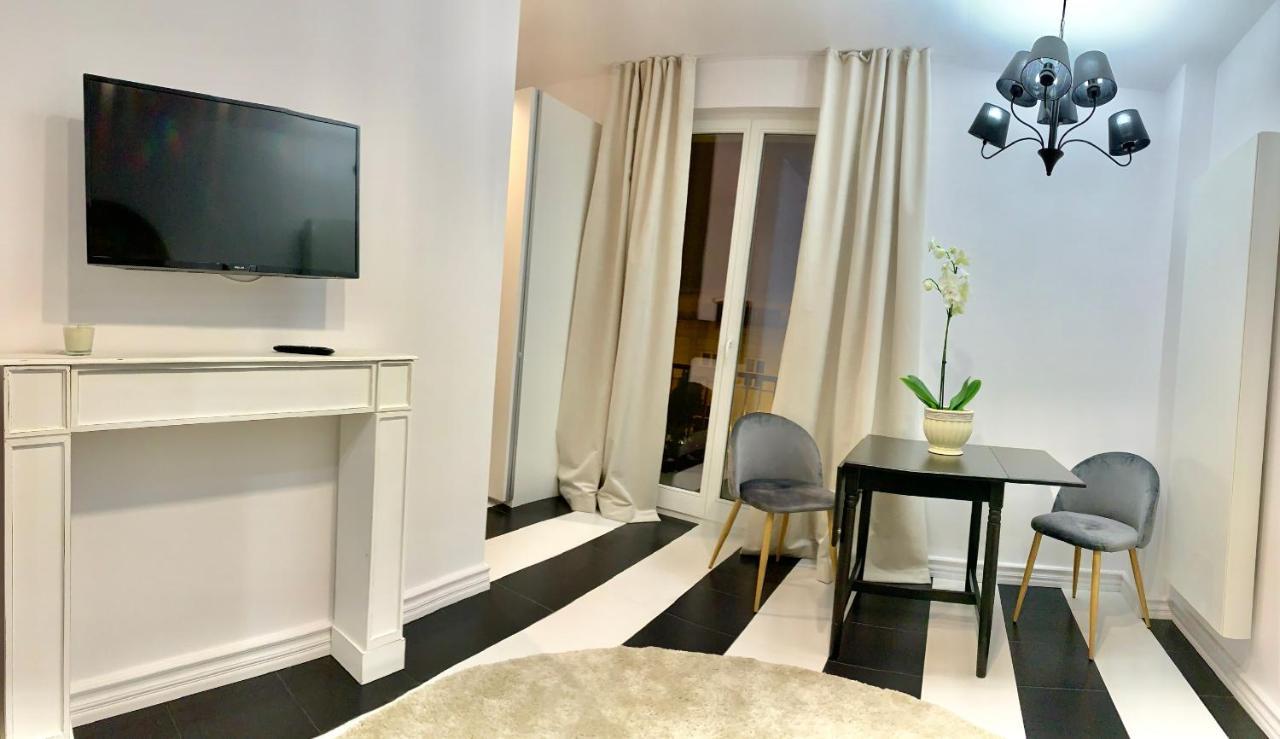 Апартаменты D&M Apart Suraska 4 Белосток Экстерьер фото